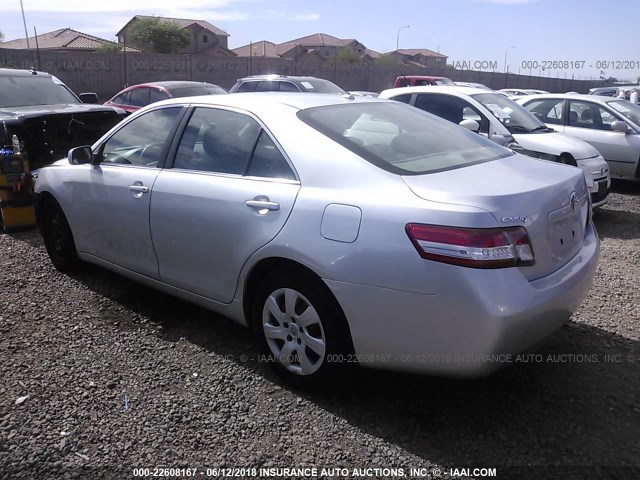 4T1BF3EK9BU704840 - 2011 TOYOTA CAMRY SE/LE/XLE 银色 照片 3