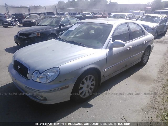 KMHWF35H13A895209 - 2003 HYUNDAI SONATA GLS/LX SILVER photo 2