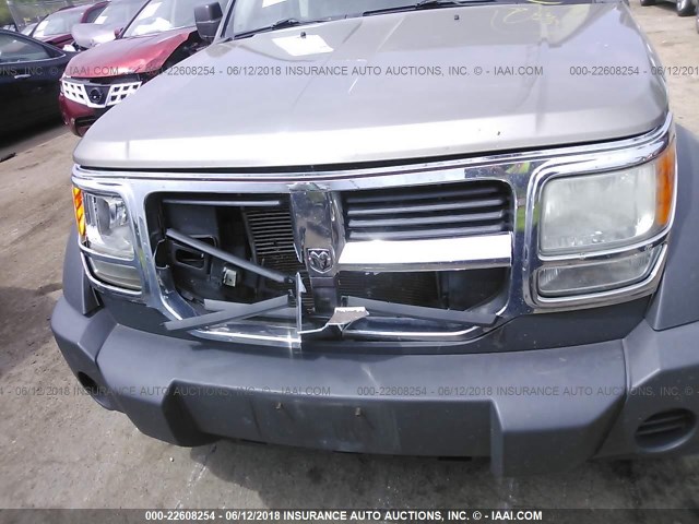 1D8GU28K17W728570 - 2007 DODGE NITRO SXT GOLD photo 6