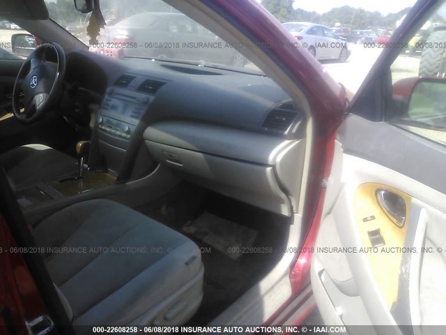JTNBE46K973015157 - 2007 TOYOTA CAMRY NEW GENERAT CE/LE/XLE/SE RED photo 5