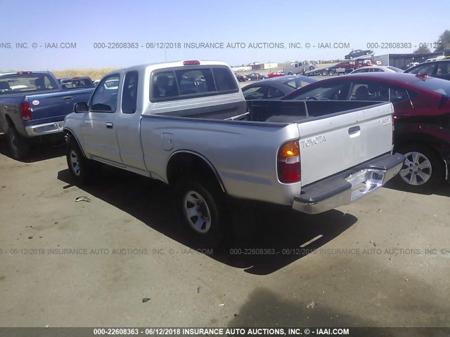 4TASM92N3YZ607006 - 2000 TOYOTA TACOMA XTRACAB PRERUNNER ვერცხლისფერი ფოტო 3