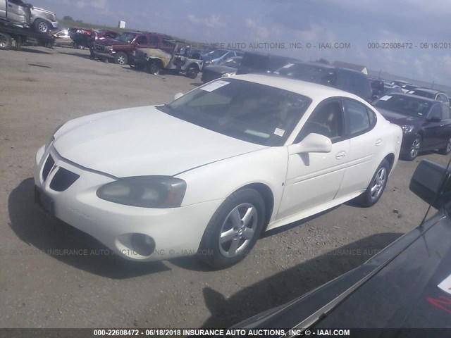 2G2WP552881127077 - 2008 PONTIAC GRAND PRIX WHITE photo 2