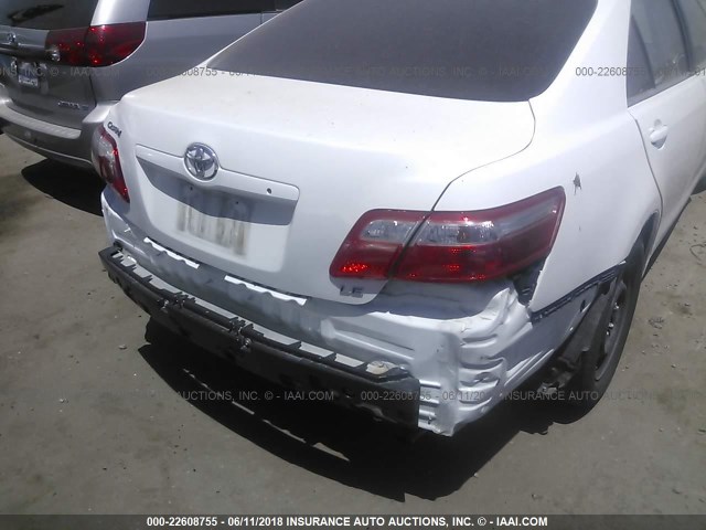 4T4BE46K09R052973 - 2009 TOYOTA CAMRY SE/LE/XLE WHITE photo 6