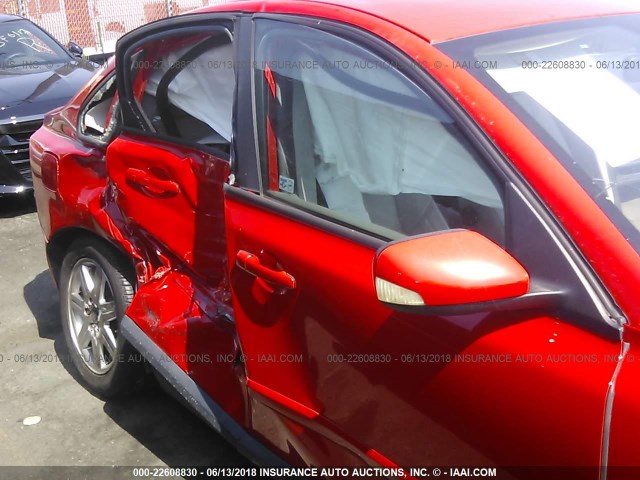 YV1MS682842013071 - 2004 VOLVO S40 T5 RED photo 6