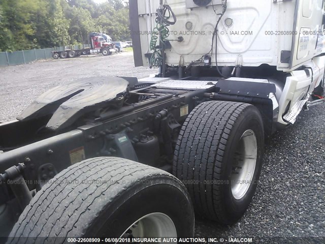 1FUJGLDR7BSBC1746 - 2011 FREIGHTLINER CASCADIA 125  Unknown photo 8