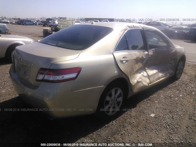 4T1BK3EK3AU102526 - 2010 TOYOTA CAMRY SE/LE/XLE 棕色 照片 4