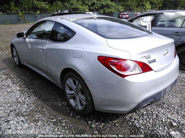 KMHHT6KD7AU016098 - 2010 HYUNDAI GENESIS COUPE 2.0T SILVER photo 3