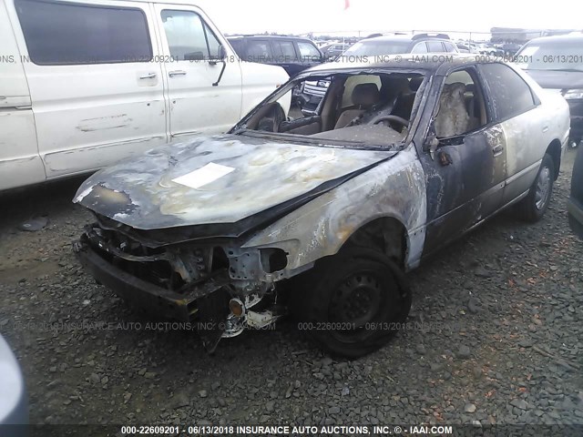 4T1BG22K3VU122619 - 1997 TOYOTA CAMRY CE/LE/XLE WHITE photo 2