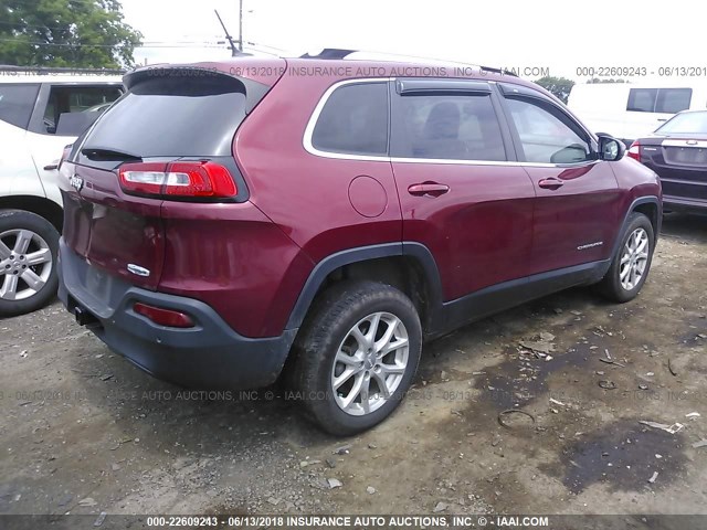 1C4PJLCBXFW560611 - 2015 JEEP CHEROKEE LATITUDE RED photo 4