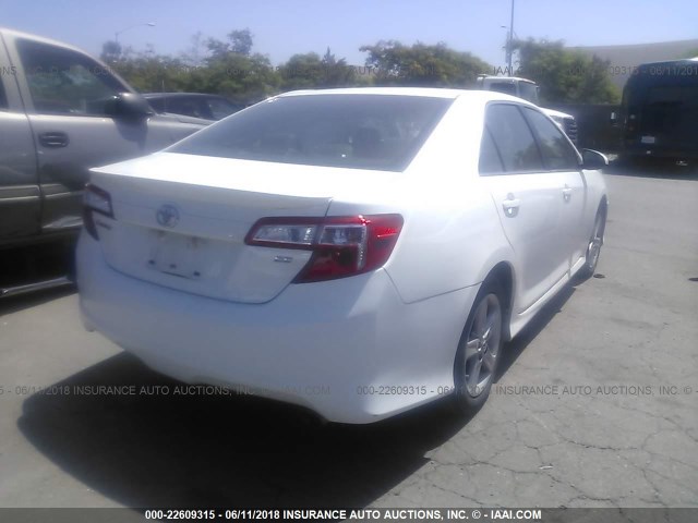 4T1BF1FK2EU332040 - 2014 TOYOTA CAMRY L/SE/LE/XLE 白色 照片 4