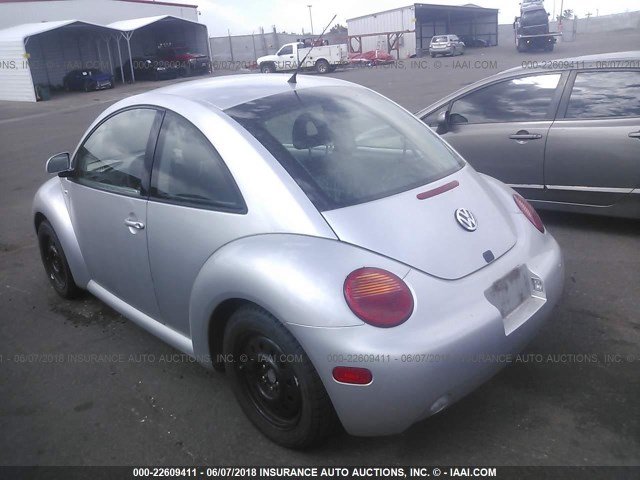 3VWBA21CXYM494870 - 2000 VOLKSWAGEN NEW BEETLE GL 银色 照片 3