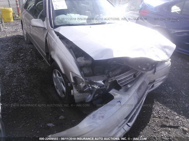 JT2BF22KXW0132749 - 1998 TOYOTA CAMRY CE/LE/XLE TAN photo 6