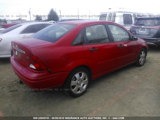 1FAHP38371W108439 - 2001 FORD FOCUS ZTS RED photo 4