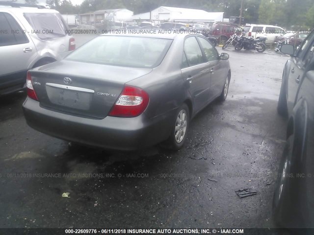 4T1BE30K03U742761 - 2003 TOYOTA CAMRY LE/XLE/SE ნაცრისფერი ფოტო 4