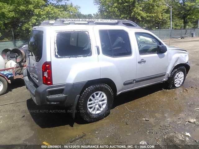 5N1AN0NW2FN667050 - 2015 NISSAN XTERRA X/S/PRO-4X SILVER photo 4