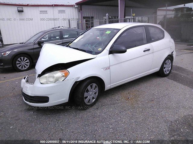 KMHCM36C47U053836 - 2007 HYUNDAI ACCENT GS WHITE photo 2