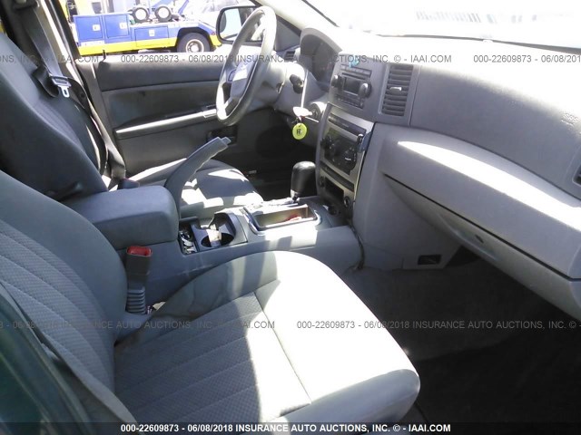 1J4GR48K55C543961 - 2005 JEEP GRAND CHEROKEE LAREDO/COLUMBIA/FREEDOM 黑色 照片 5