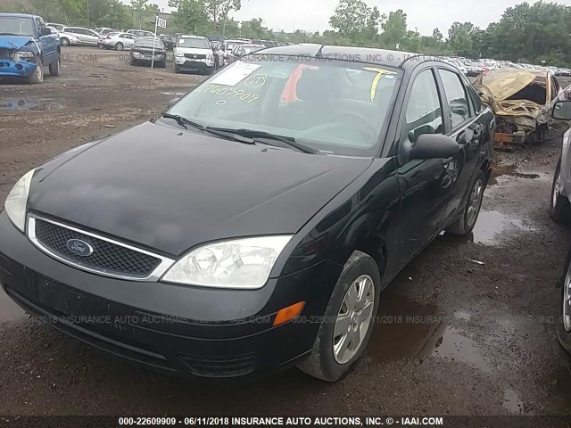 1FAHP34N07W252723 - 2007 FORD FOCUS ZX4/S/SE/SES 黑色 照片 2
