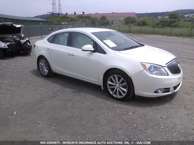 1G4PR5SK8D4195212 - 2013 BUICK VERANO CONVENIENCE WHITE photo 1