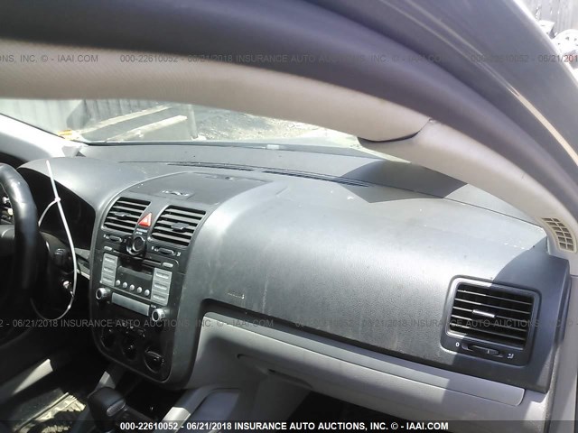 3VWEF71K67M146081 - 2007 VOLKSWAGEN JETTA WOLFSBURG 灰色 照片 5