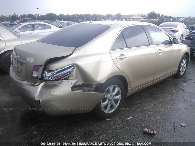 4T1BF3EK1BU192426 - 2011 TOYOTA CAMRY SE/LE/XLE 金色 照片 4
