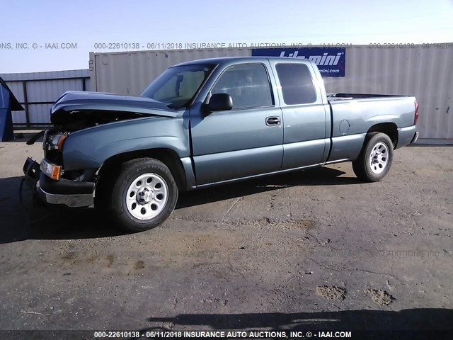 1GCEC19X57Z183890 - 2007 CHEVROLET SILVERADO C1500 CLASSIC BLUE photo 2