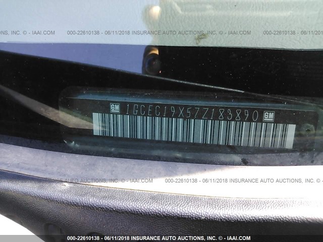 1GCEC19X57Z183890 - 2007 CHEVROLET SILVERADO C1500 CLASSIC BLUE photo 9