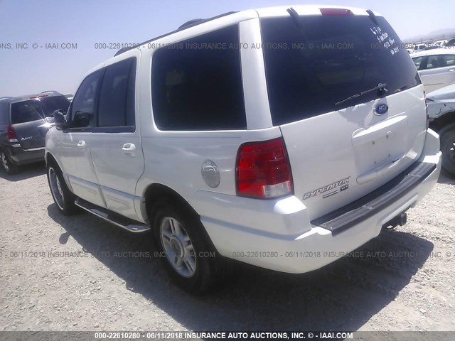 1FMPU16L44LB63065 - 2004 FORD EXPEDITION XLT WHITE photo 3