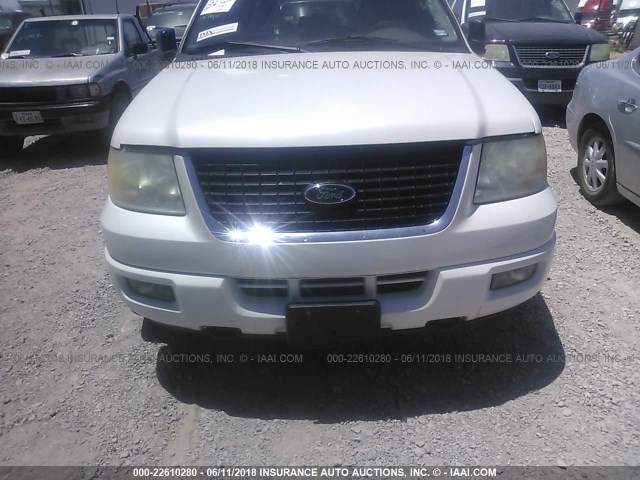 1FMPU16L44LB63065 - 2004 FORD EXPEDITION XLT WHITE photo 6