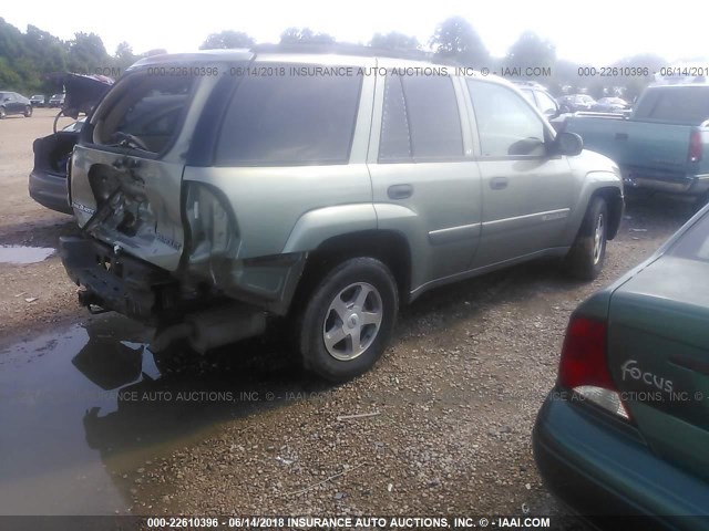 1GNDT13SX32193821 - 2003 CHEVROLET TRAILBLAZER  GRAY photo 4