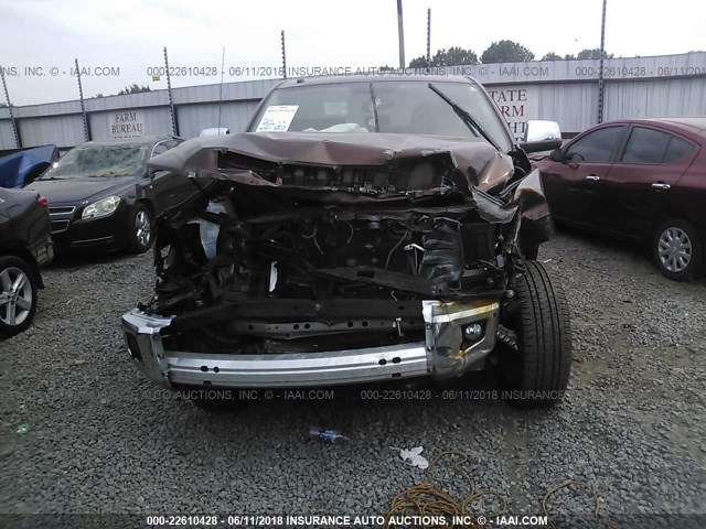 5TFAW5F10HX638364 - 2017 TOYOTA TUNDRA CREWMAX 1794/PLATINUM 深棕色 照片 6