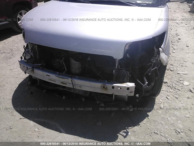 JTLZE4FE7CJ015228 - 2012 TOYOTA SCION XB Silber Foto 6