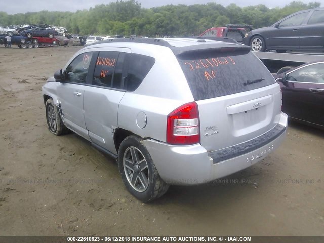 1J4FF47B19D241945 - 2009 JEEP COMPASS SPORT SILVER photo 3