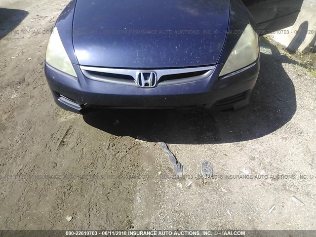 1HGCM56106A024849 - 2006 HONDA ACCORD VALUE BLUE photo 6