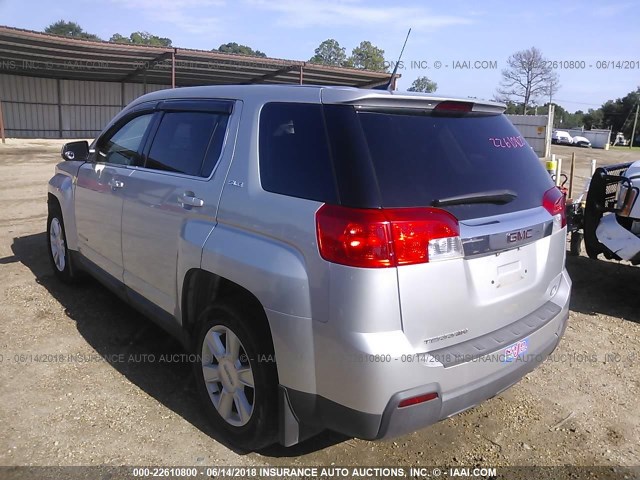 2CTALBEW7A6275916 - 2010 GMC TERRAIN SLE SILVER photo 3