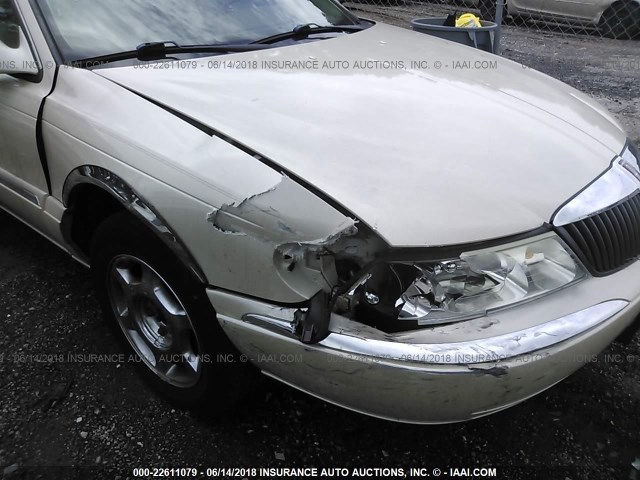 1LNHM97V02Y613085 - 2002 LINCOLN CONTINENTAL  米色 照片 6