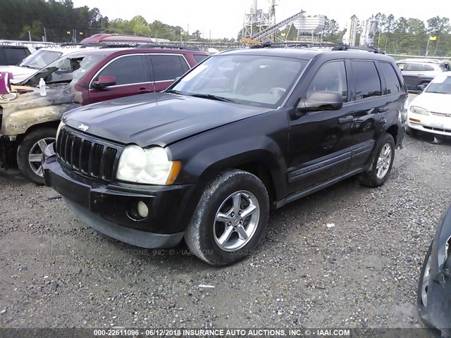 1J4GS48K65C504879 - 2005 JEEP GRAND CHEROKEE LAREDO/COLUMBIA/FREEDOM 黑色 照片 2