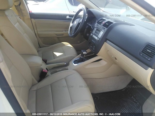 3VWEF71K07M087495 - 2007 VOLKSWAGEN JETTA WOLFSBURG 白色 照片 5