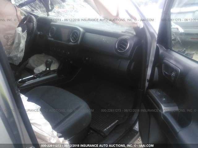3TMDZ5BN9GM006738 - 2016 TOYOTA TACOMA DBL CAB/SR5/TRD SPORT/OR GRAY photo 5