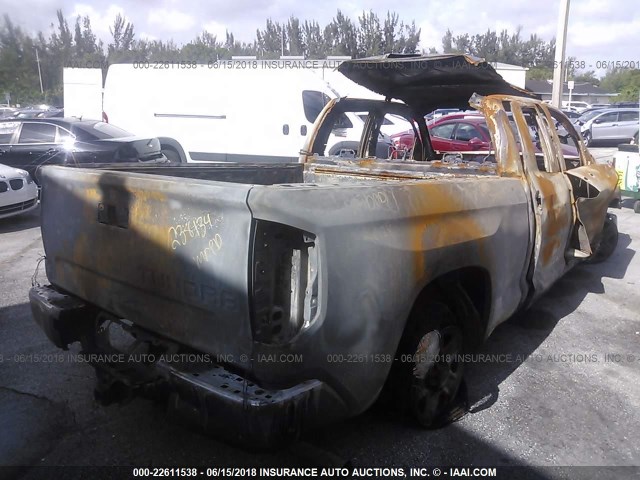 5TFRW5F16HX222760 - 2017 TOYOTA TUNDRA DOUBLE CAB SR/SR5 BLACK photo 4