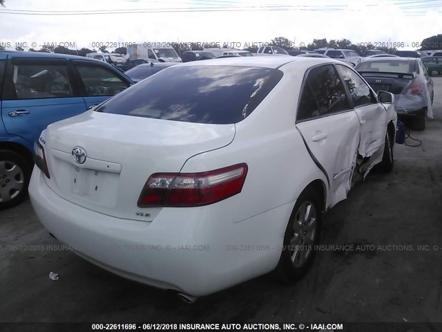 JTNBK46K173008390 - 2007 TOYOTA CAMRY NEW GENERAT LE/XLE/SE WHITE photo 4