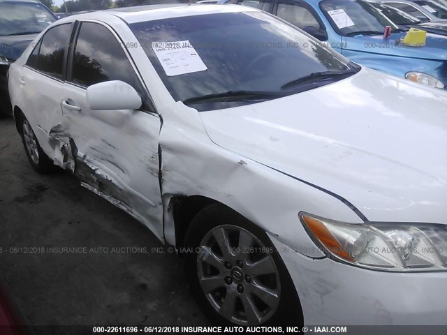 JTNBK46K173008390 - 2007 TOYOTA CAMRY NEW GENERAT LE/XLE/SE WHITE photo 6