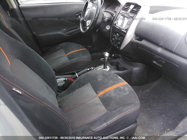 3N1CE2CP7FL398888 - 2015 NISSAN VERSA NOTE S/S PLUS/SV/SL/SR SILVER photo 5