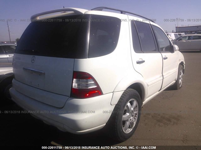 4JGAB75E02A344030 - 2002 MERCEDES-BENZ ML 500 WHITE photo 4