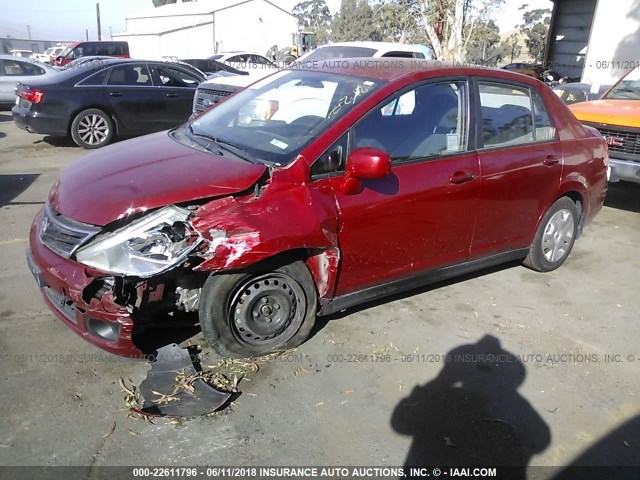 3N1BC1AP5AL438845 - 2010 NISSAN VERSA S/SL RED photo 2