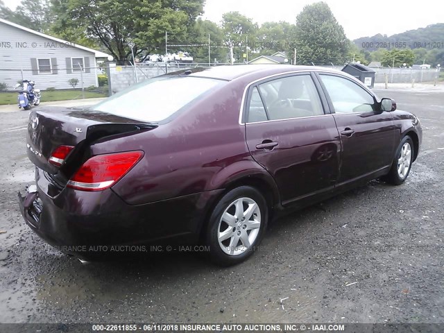 4T1BK36B56U088702 - 2006 TOYOTA AVALON XL/XLS/TOURING/LIMITED MAROON photo 4