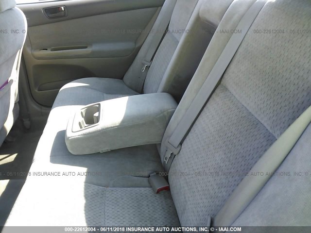 4T1BE32K44U937616 - 2004 TOYOTA CAMRY LE/XLE/SE ვერცხლისფერი ფოტო 8