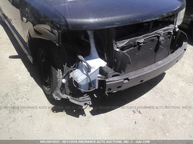 JTLKT324X64068684 - 2006 TOYOTA SCION XB Schwarz Foto 6