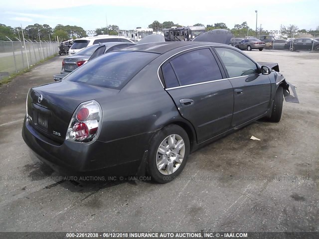 1N4AL11D86N374733 - 2006 NISSAN ALTIMA S/SL GRAY photo 4