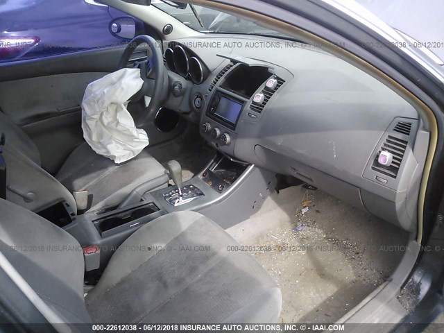 1N4AL11D86N374733 - 2006 NISSAN ALTIMA S/SL GRAY photo 5